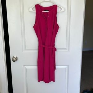 Banana Republic Factory knee length dress. Size 4.